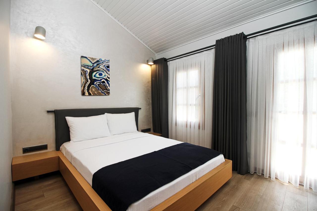 Mellow Blue Hotel Smirne Esterno foto
